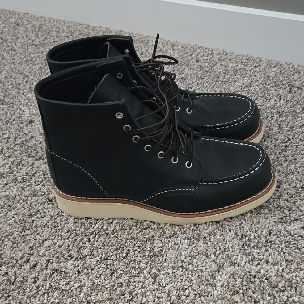 Red Wing Shoes Black and White Ankle Boots Moc-Toe